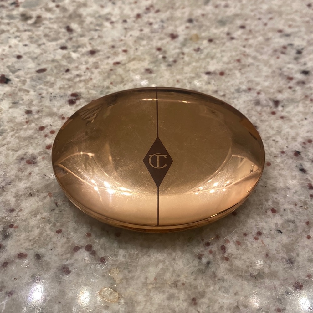Charlotte Tilbury Airbrush Flawless Setting Powder